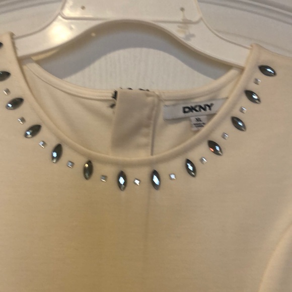 Dress - Picture 2 of 5